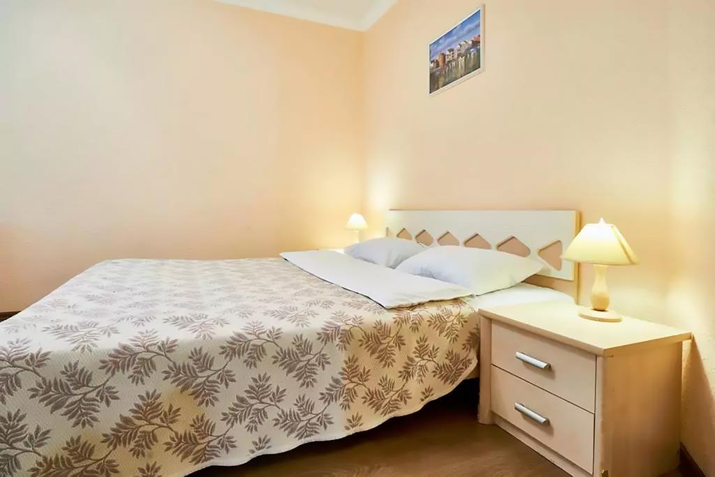 Home Hotel Apartments On Kontraktova Ploshcha Kiev Extérieur photo