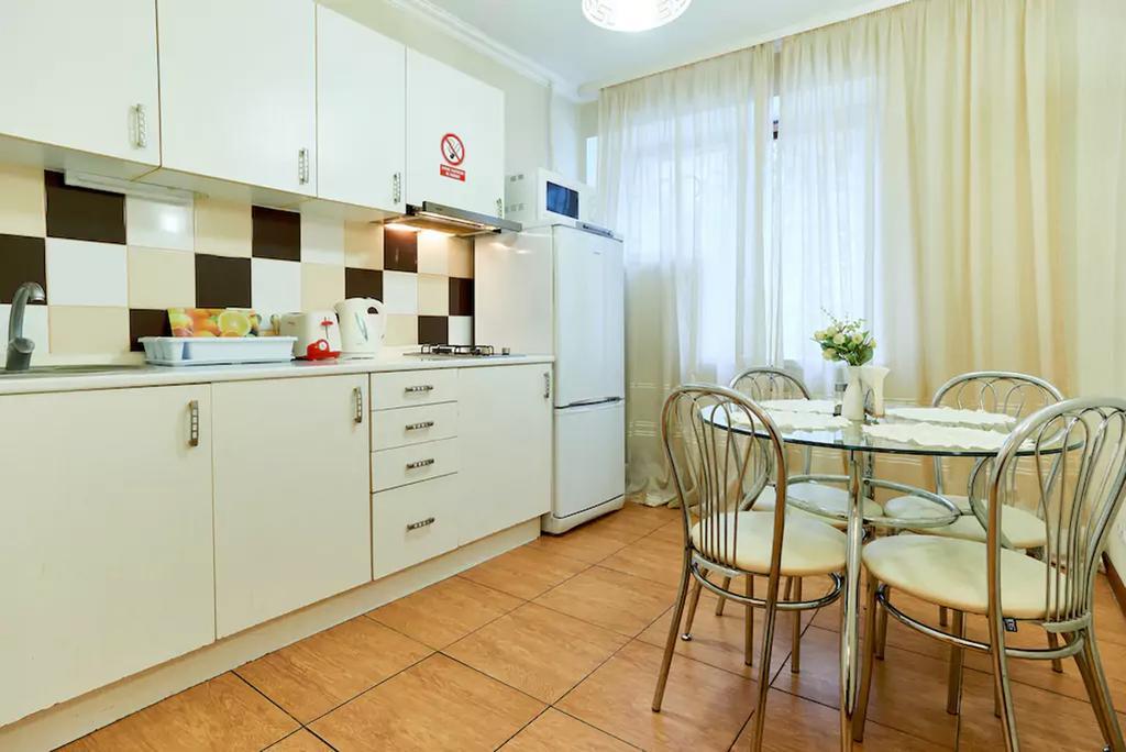 Home Hotel Apartments On Kontraktova Ploshcha Kiev Extérieur photo