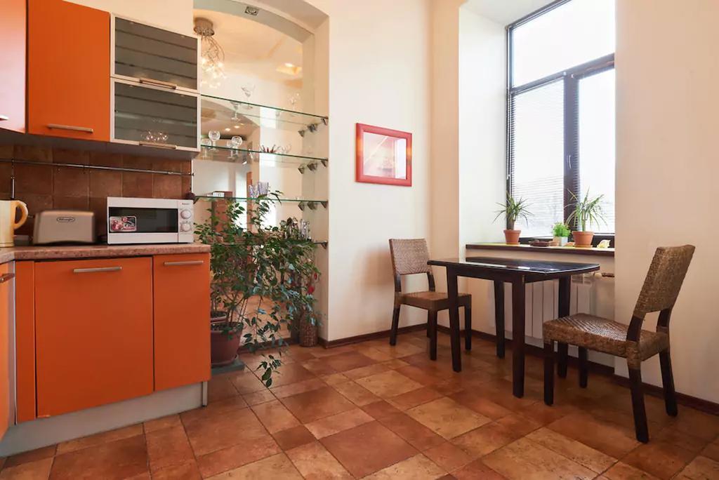 Home Hotel Apartments On Kontraktova Ploshcha Kiev Extérieur photo