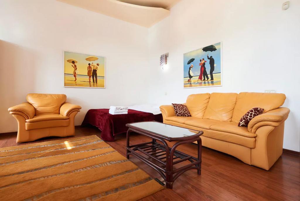 Home Hotel Apartments On Kontraktova Ploshcha Kiev Extérieur photo